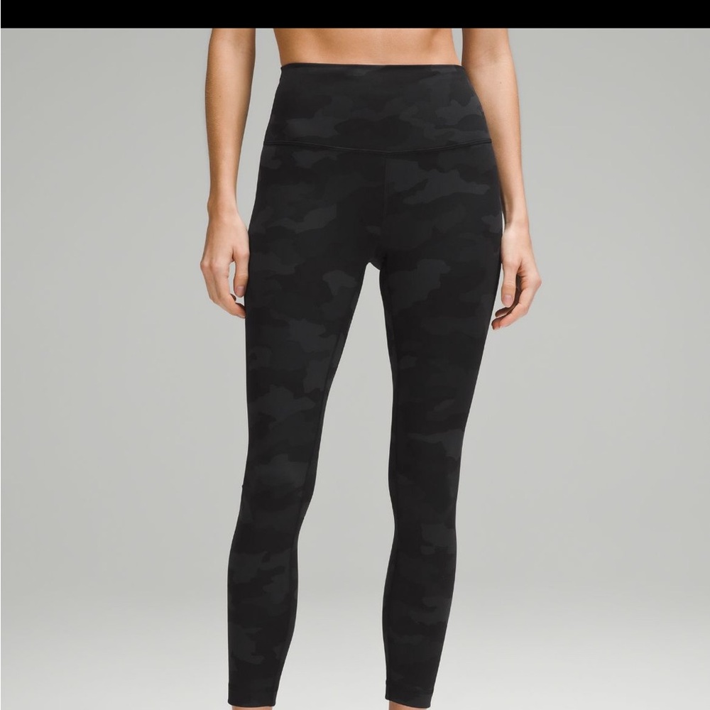 Wunder train camo lululemon leggings size 2
